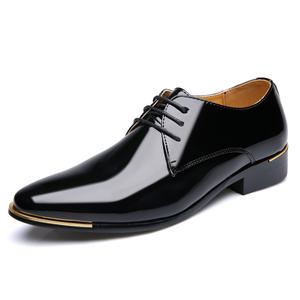 <span class=keywords><strong>Zapatos</strong></span> de cuero puntiagudos para hombre <span class=keywords><strong>Zapatos</strong></span> de <span class=keywords><strong>charol</strong></span> de gran tamaño de <span class=keywords><strong>Amazon</strong></span> <span class=keywords><strong>Zapatos</strong></span> de hombre de talla grande <span class=keywords><strong>Zapatos</strong></span> de hombre al por mayor - Product Image 3