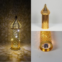 Lanterne LED élégante de style marocain, porte-bougie décoratif en métal pour la maison, les mariages, le Ramadan, les centres de table