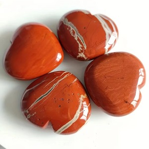 Vente en gros de cristaux de guérison artisanaux, cristal de jaspe rouge naturel en forme de cœur, marque CrystalHola, haute qualité pour la décoration de la maison et les cadeaux - Product Image 4