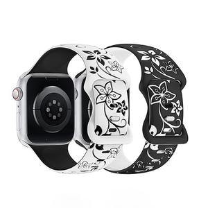 Correa de Reloj de Silicona de Doble Color con Flores Grabadas con Láser para <span class=keywords><strong>Apple</strong></span> <span class=keywords><strong>Watch</strong></span>, Compatible con las Series 11, 10, 9, 8, 7, 6, 5, 4, 3, SE, Ultra 2 y 3 - Product Image 2