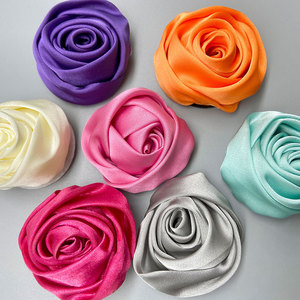 Tela satinada con diseño de capullo de rosa 3D de 4.5cm para accesorios de cabello, ropa, zapatos, sombreros y manualidades. - Product Image 2
