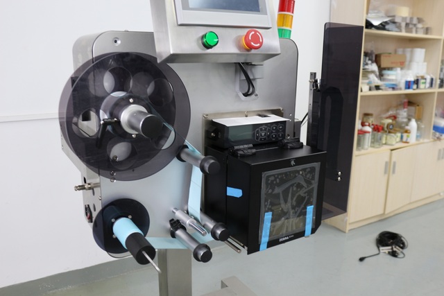 Print and Apply Label Applicator Top Flat Surface Printing and Labeling Machine Variable Data Barcode Printing Scanner RFID