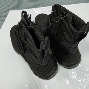 รองเท้าบูทเดินป่าสีเขียวมะกอกน้ำหนักเบา รุ่น TSB01 สำหรับขายส่ง พร้อมซิปด้านข้าง สวมใส่สบาย เดินได้นาน ไม่เมื่อยล้า - Product Image 5