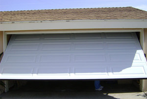 <span class=keywords><strong>Porte</strong></span> <span class=keywords><strong>de</strong></span> <span class=keywords><strong>garage</strong></span> <span class=keywords><strong>basculante</strong></span> automatique à une seule pièce, <span class=keywords><strong>porte</strong></span> <span class=keywords><strong>de</strong></span> <span class=keywords><strong>garage</strong></span> <span class=keywords><strong>basculante</strong></span>, <span class=keywords><strong>porte</strong></span> <span class=keywords><strong>de</strong></span> <span class=keywords><strong>garage</strong></span> à bascule, <span class=keywords><strong>vente</strong></span> chaude - Product Image 2