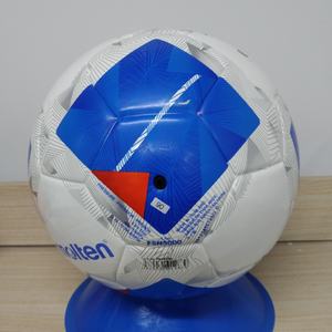 Ballon de football/soccer en cuir PU résistant à l'usure, personnalisé de haute qualité, pour usage intérieur/extérieur, durable pour la compétition et l'entraînement - Product Image 5