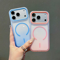Coque magnétique en silicone dégradé pour iPhone 17 Pro Max avec dos doux au toucher, pare-chocs antichoc, bord de caméra surélevé et prise en main fine