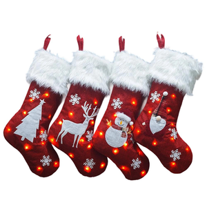 Nouvel an et noël lumineux Led noël femmes <span class=keywords><strong>chaussettes</strong></span> père noël bonhomme de neige brodé vacances bas noël cadeau sacs - Product Image 4