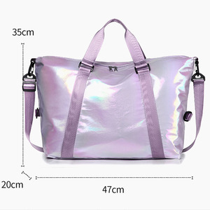 Sac de voyage coloré avec compartiment à chaussures, dégradé arc-en-ciel, pour le sport et les voyages, réfléchissant, personnalisé en PVC, pour hommes et femmes - Product Image 1