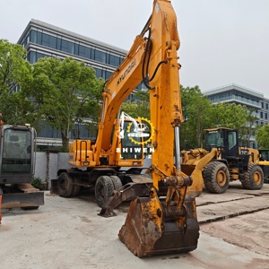 Rueda con Excelente Rendimiento, Usada, Hyundai HYUNDAI210W-9 de Corea, Motor de Segunda Mano a Bajo Precio, Alta Potencia de Excavación, 1.34m - Product Image 3