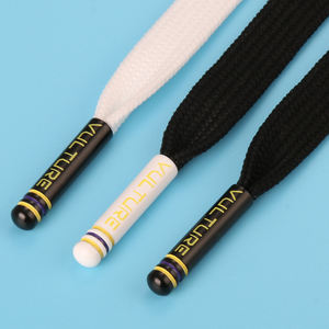 Sneaker personnalisée de haute qualité, 120 cm de long, noire et blanche, en polyester, plate de 11 mm, avec embouts imprimés du logo - Product Image 3