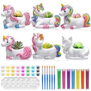 Juego <span class=keywords><strong>de</strong></span> 6 Macetas <span class=keywords><strong>de</strong></span> Cerámica con Forma <span class=keywords><strong>de</strong></span> <span class=keywords><strong>Unicornio</strong></span> para Pintar, Listas para Pintar, Macetas <span class=keywords><strong>de</strong></span> Cerámica para Suculentas, Kit <span class=keywords><strong>de</strong></span> Yeso sin Pintar para Pintar Tú Mismo - Product Image 1