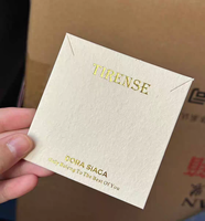 Cartes de présentation de bijoux personnalisées de haute qualité avec des motifs mignons et un logo imprimé pour les boucles d'oreilles, les bagues, les colliers, les emballages