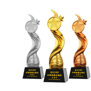 Trofeo Portátil de Cristal y Vidrio con Diseño Animal para Reconocer a los Contribuyentes Destacados en Summits Empresariales - Venta al por Mayor - Product Image 1