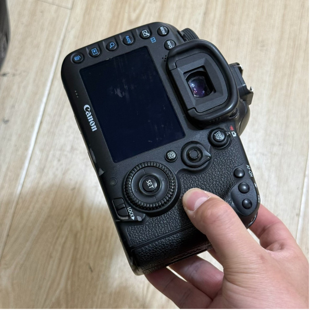 Canons 7D Mark II Digital Camera Body Rugged Body Ideal for Outdoor News and Fast Shooting