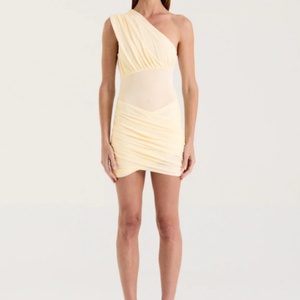 Nuevo Vestido Midi de Noche con Capa, Elegante y Vintage, Personalizado de Fábrica, con Pliegues y Contraste, Flexible - Product Image 1