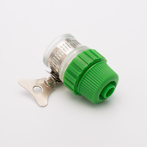 Connecteur de tuyau universel Han Dabang, en plastique vert, raccord à 4 points pour tuyau d'arrosage de jardin, installation facile - Product Image 3