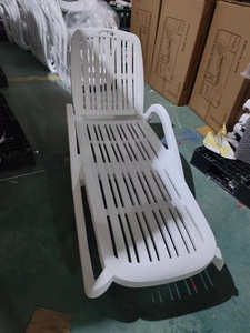 <span class=keywords><strong>Chaise</strong></span> longue <span class=keywords><strong>de</strong></span> <span class=keywords><strong>plage</strong></span> pliable en plastique allemand pour l'extérieur, résistante aux UV, avec dossier en velours - Product Image 4