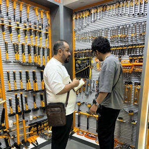 Cortadora de césped de empuje manual de alta eficiencia Juster <span class=keywords><strong>1200W</strong></span>/1400W/1600W Cortadora de césped de alta velocidad controlable Herramientas de jardín - Product Image 2