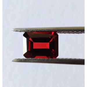 Garnet / TOP Quality AAA / VSI 200 / Octagon /faceted / <b>7</b> x 9 mm /red garnet/loose gemstones/ NATURAL Red Garnet - Product Image 5