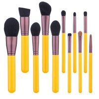 Ensemble de 11 pinceaux de maquillage Little Yellow Duck, poils synthétiques ultra doux, outils cosmétiques professionnels, prêts à être expédiés, logo personnalisé
