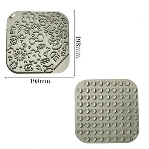 Tapis de léchage carré en silicone pour animaux de compagnie, assiette d'alimentation lente pour chiens et chats, sans BPA, qualité alimentaire, distributeur de friandises, anti-ennui - Product Image 4