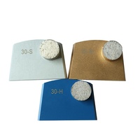 Préparation du sol meulage du béton meulage diamant à liaison dure meuleuse de sol Lavina 30 # grain chaussures de meulage segment d'étape