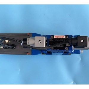วาล์วควบคุมทิศทางแบบสัดส่วน Rexroth รุ่น 4WRKE10E25L-3X/6EG24EK31/A1D3M อุปกรณ์ควบคุมไฮดรอลิก - Product Image 5