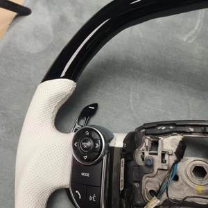 Volant en fibre de <span class=keywords><strong>carbone</strong></span> personnalisé pour Range Rover L322 L405 accessoire de voiture haut de gamme - Product Image 3