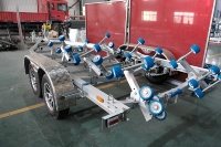 Remorque pour bateau à fond profond, remorque soudée en une seule pièce, adaptée à tous les types de bateaux de pêche en aluminium