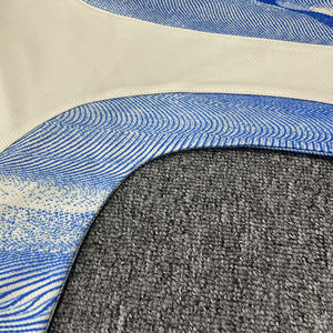 Maillot sublimé de haute qualité en gros Patchwork Design Street Retro Football Jersey - Product Image 4