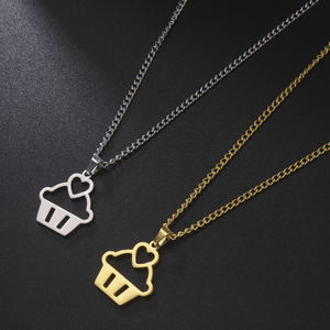 Collar con colgante de <span class=keywords><strong>Cupcake</strong></span> de corazón encantador Myshape para mujeres y niñas, cadenas de cuello de acero inoxidable, regalo de joyería de tendencia 2025 para fabricante de pasteles - Product Image 1