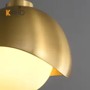 Design nordico pendente moderno bar bar lampadario luce oro ottone lampada a sospensione in vetro decorativo dalla fabbrica di origine zhongshan