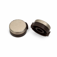 Groothandel 28mm Geborsteld Metalen Schroefdop Met Bruine Kunststof Basis Hoge Precisie Lekvrije Binnenvoering voor Sapfles van Glas