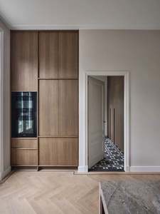 Mueble de Cocina Moderno de Metal con Puertas, Isla de Cocina con Almacenamiento, Gabinetes de Cocina Estrechos de MDF con Acabado Brillante - Product Image 2