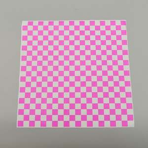 Tapis en papier alimentaire universel, personnalisable, à carreaux, enduit PE, résistant à la graisse, pour cuisine, gâteaux, hamburgers, frites, sandwichs et repas - Product Image 1