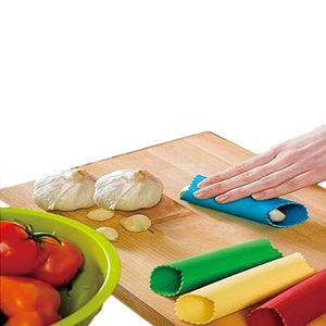 <span class=keywords><strong>Extractor</strong></span> de ajo de silicona de grado alimenticio duradero, herramienta de pelado de cocina pequeña, 2 1, respetuoso <span class=keywords><strong>con</strong></span> el medio ambiente, apto para lavavajillas, <span class=keywords><strong>horno</strong></span> seguro para <span class=keywords><strong>microondas</strong></span> - Product Image 1