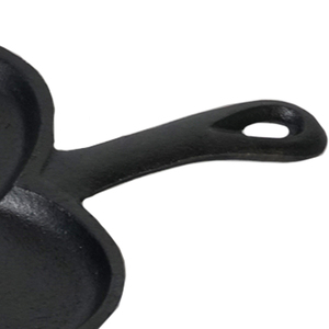Moderno Mini in ghisa Wok Pan stampo a cuore nuova colazione domestica Omelette uova pentole in metallo teglie manico per uso fritto - Product Image 4