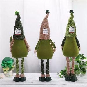 Juego de 3 Gnomos de Peluche Verdes Irlandeses con Luz Cálida y Trébol, para Regalo Festivo - Product Image 4