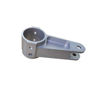 Composant de support de charnière en aluminium sablé haute précision, usiné sur mesure par CNC, pour bras oscillant de connexion
