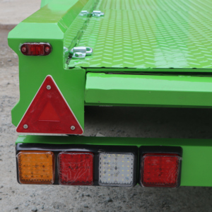 Remolque de un solo eje para trabajo pesado / Con rampas de carga / Plataforma plana para transporte de vehículos - Product Image 2