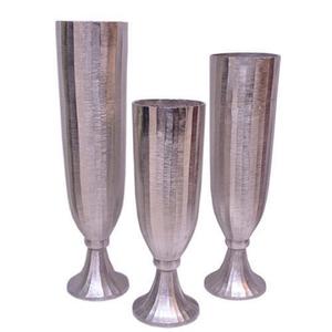 Artisanat avec un Vase à fleurs en Aluminium brossé, Vase à fleurs en Aluminium brossé gris pour décoration intérieure et de salon, nouvelle collection - Product Image 5