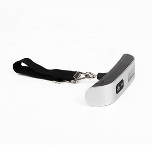 Balance de voyage en stock avec logo Kat Myhr Balance de pesage numérique portable suspendue pour bagages - Product Image 4