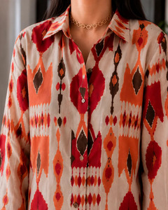 Ensemble coordonné en coton imprimé Ikat de haute qualité avec col, vêtements d'été légers et confortables pour femmes, tenue de vacances en deux pièces - Product Image 3