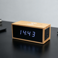 Slimme houten LED-wekker met draadloos opladen, digitale spraakbesturing, temperatuurweergave, op batterijen, geschikt voor woonkamer en buitengebruik