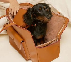 Sac à dos de transport pour <span class=keywords><strong>chien</strong></span> en cuir végétalien de luxe personnalisé pour petits chiens, souple, grande capacité, avec bandoulière réglable - Product Image 5