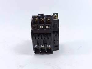 全新原装 CI2 接触器 2级 24V 交流线圈 工业自动化 PLC 编程控制器 - Product Image 4