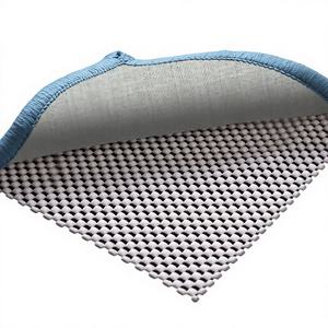 Tapis de sol antidérapant et antimicrobien en PVC écologique extra épais 8 x 10, avec coussinets, forme personnalisable, lavable, adapté aux animaux domestiques - Product Image 1