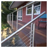 Balustrade PRIMA entièrement soudée sans joint, sans espaces, facile à nettoyer, pour les escaliers des espaces de vie intérieurs