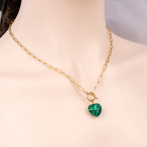 Colgante de Cadena con Eslabones en Forma de Corazón, Chapado en Oro y Plata, de Acero Inoxidable, Personalizado OEM/OEM, Unisex, de Ágata Natural, en Stock, de Moda - Product Image 3