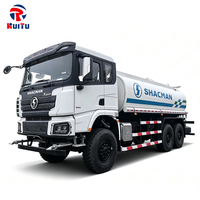 Camion-citerne tout-terrain Shacman 6*6 pour zones minières, camion de pulvérisation d'eau avec moteur de 400 CV